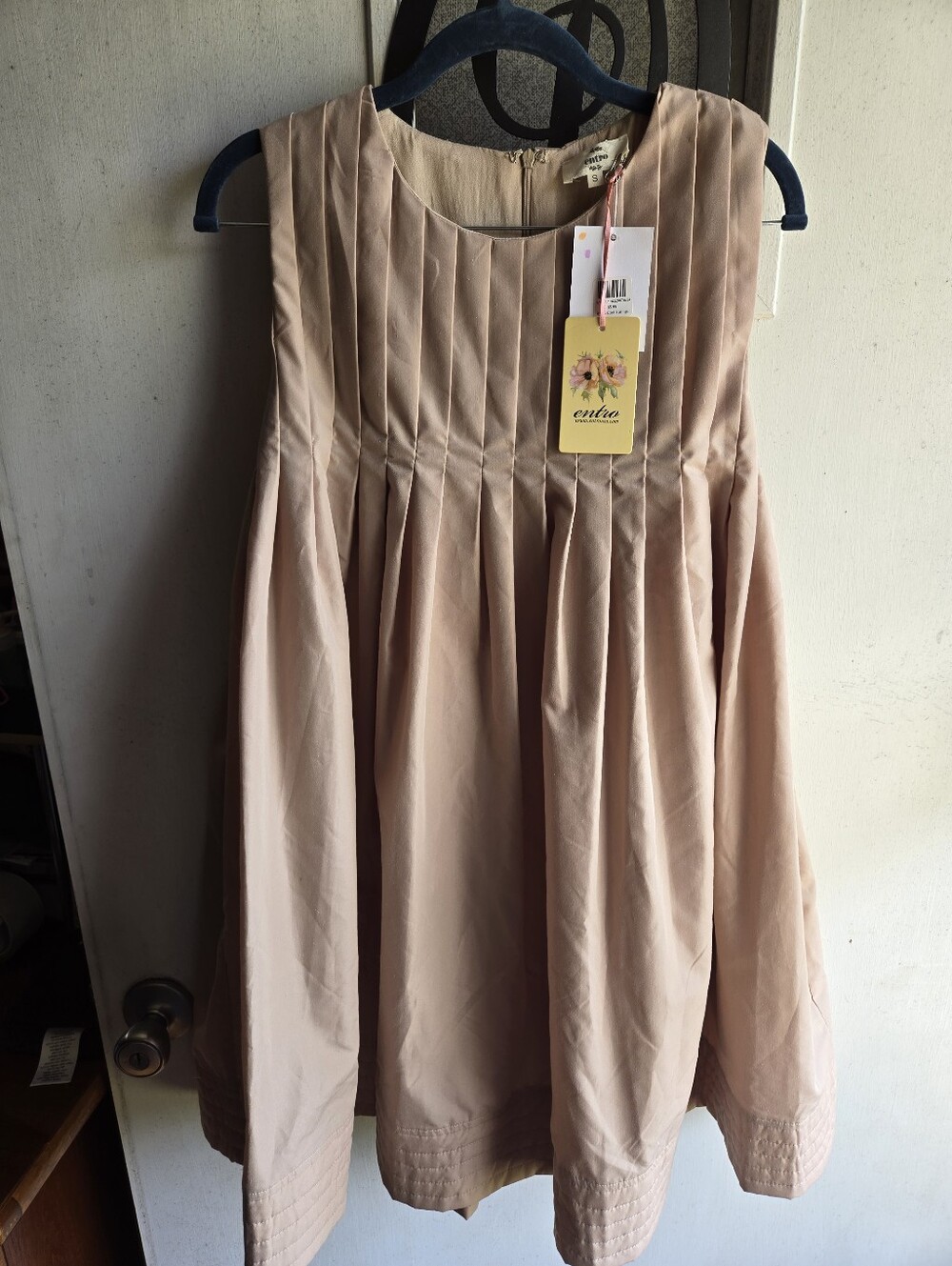 Entro Pleated Sleeveless Dress in Khaki NWT